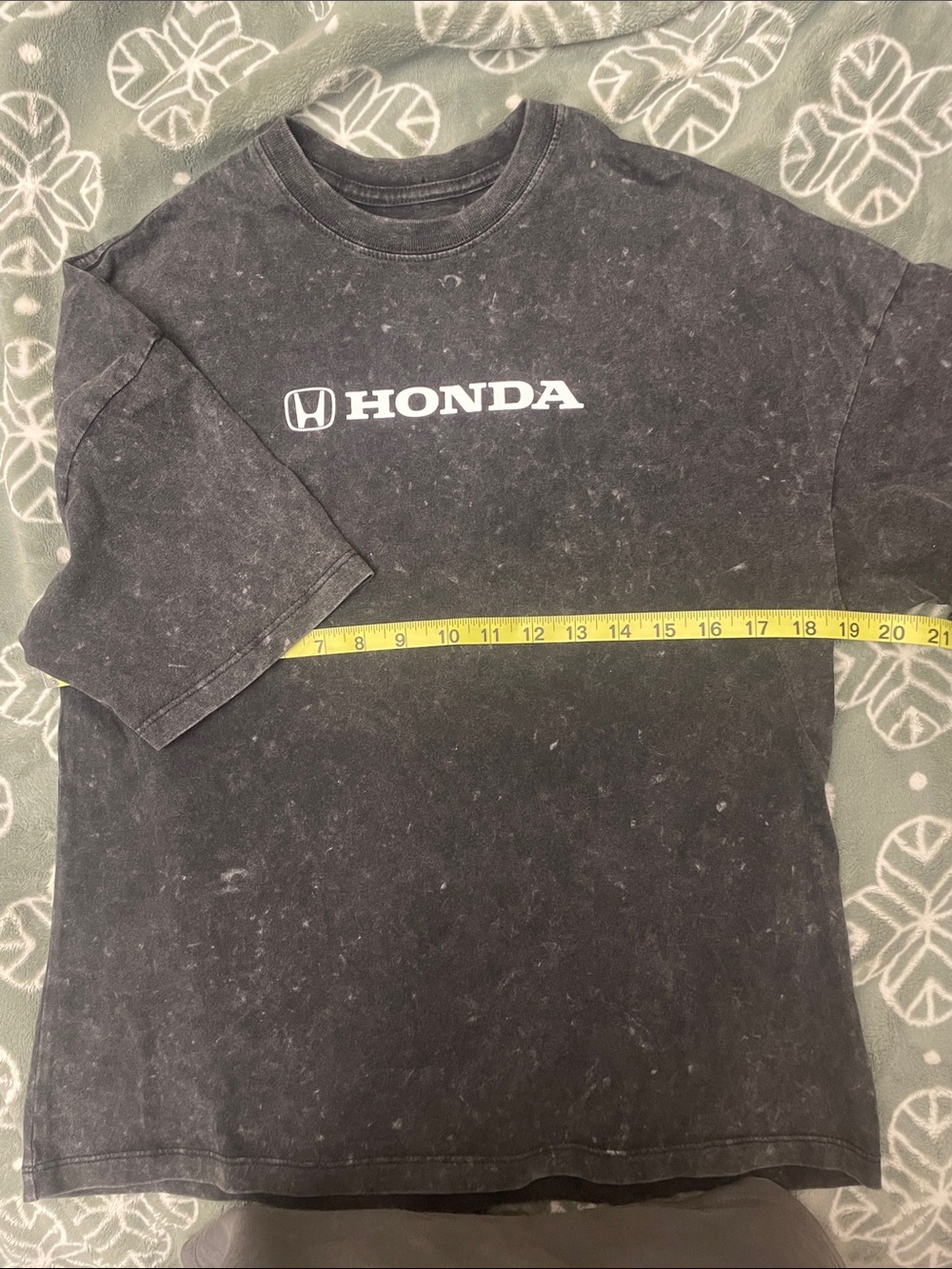 Honda Black Logo Tee Unisex xs